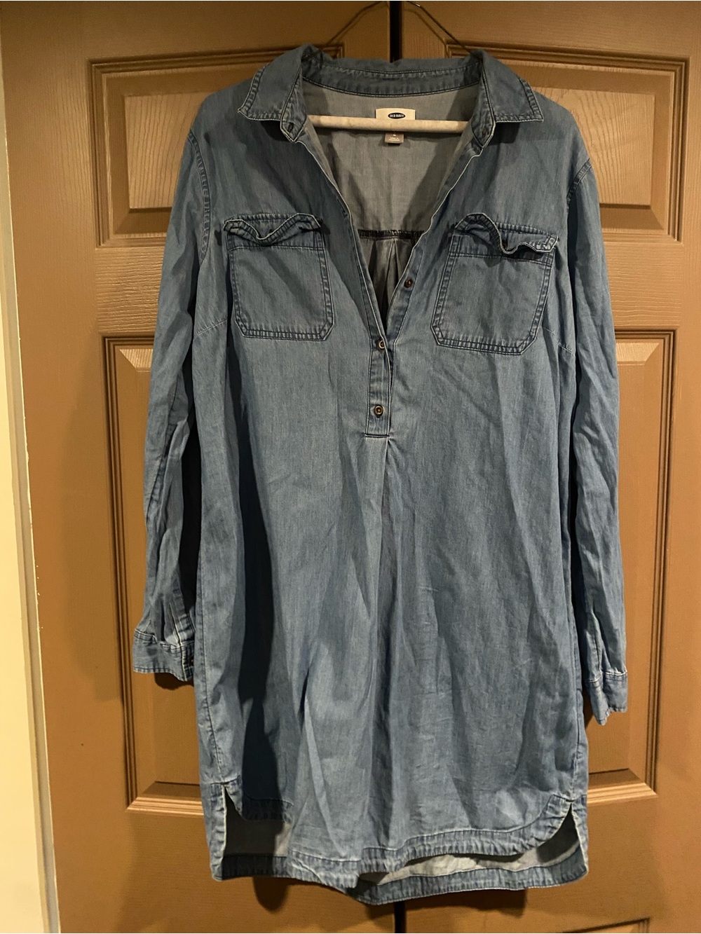 Women’s Old Navy Denim Shirt or Dress - Light Blue. Size Large